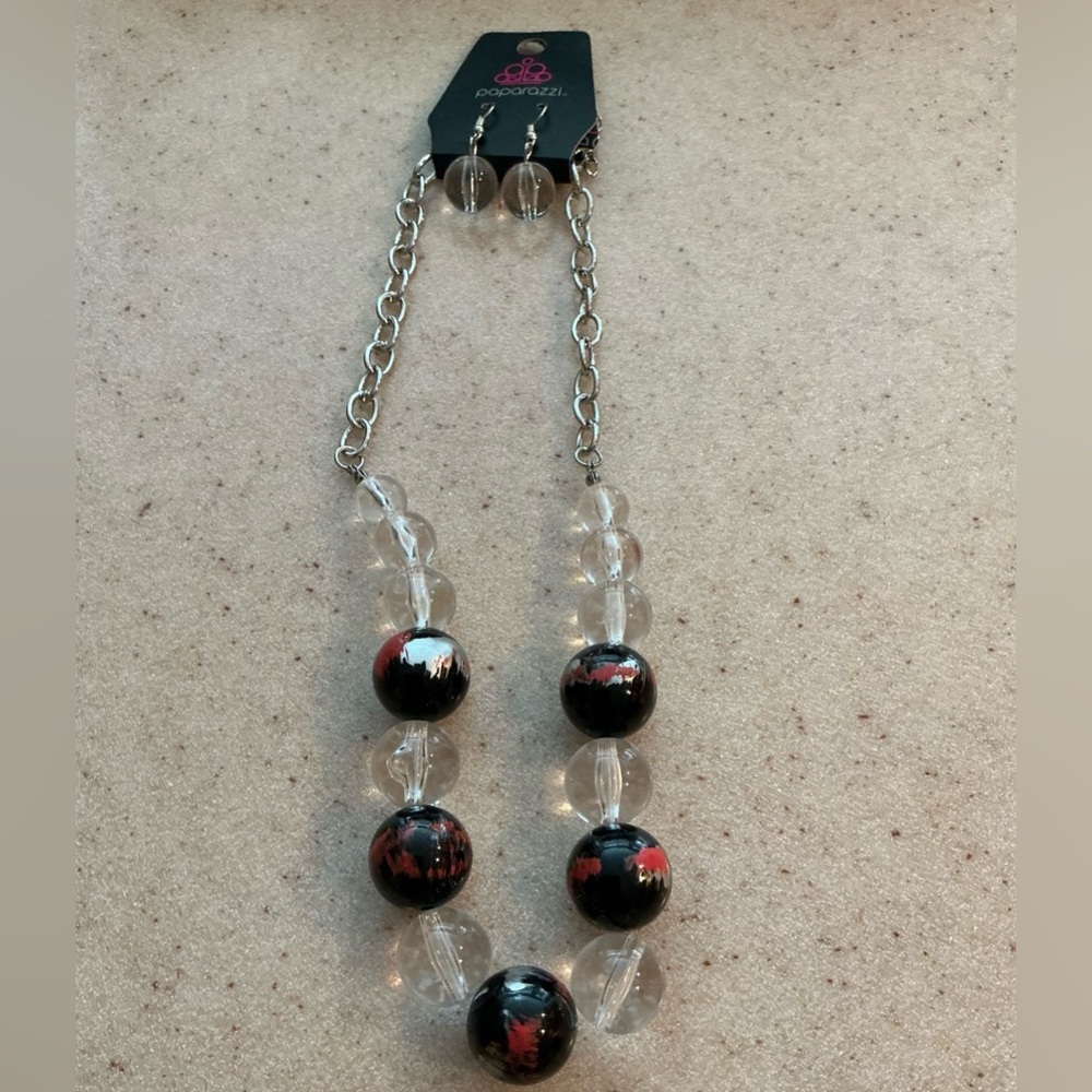 Paparazzi Black and Clear Necklace Set